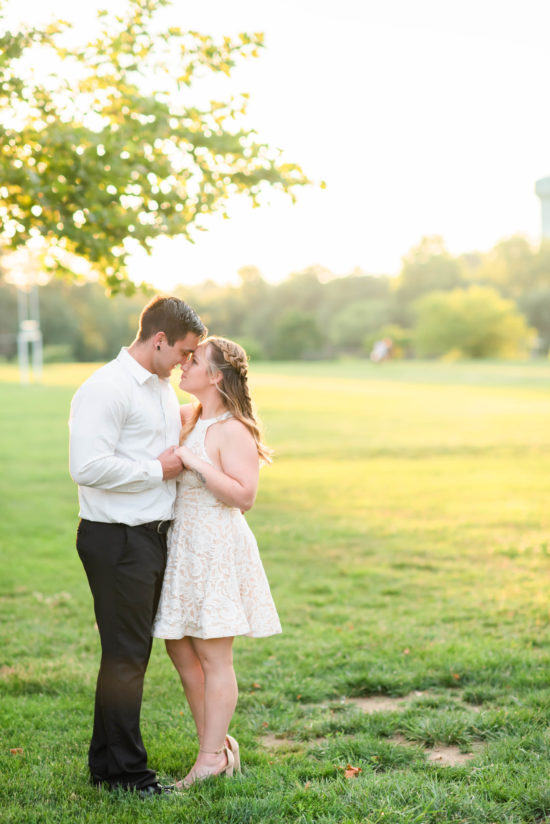 Downtown Annapolis Engagement Session outfit ideas